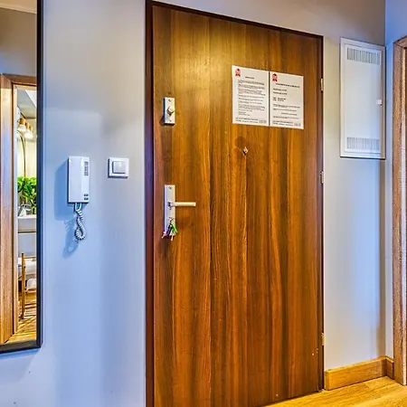 Bujac W Oblokach Karpatia - 5d Appartement